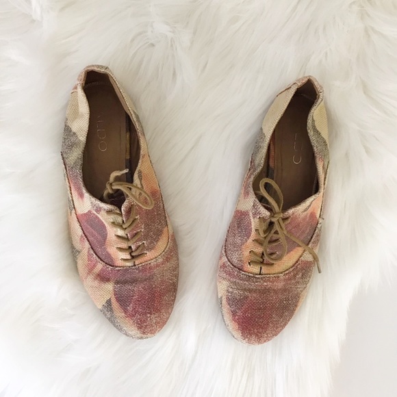 Aldo Shoes - ⚡3/$20 SALE Floral Print Lace Up Oxford Flats 1034